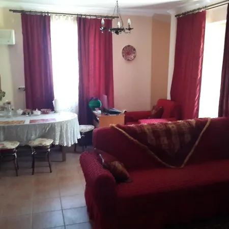 Akdeniz House *